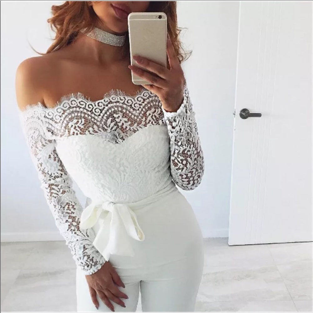 White jumpsuit with lace - Picture 3 of 5